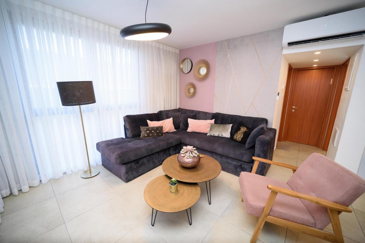 Yalarent Migdalor Boutique Apartments With Sea Views Tiberias Exterior foto