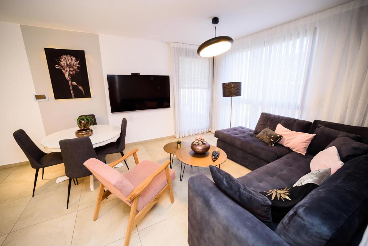 Yalarent Migdalor Boutique Apartments With Sea Views Tiberias Exterior foto