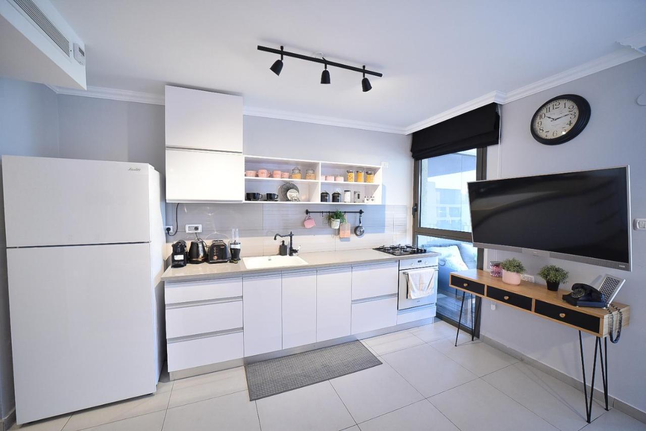 Yalarent Migdalor Boutique Apartments With Sea Views Tiberias Exterior foto